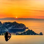 Isola Bella Infinity Appart hôtel 4*