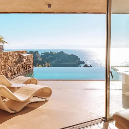 Isola Bella Infinity Taormina