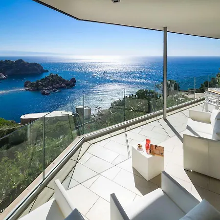 Isola Bella Infinity Taormina