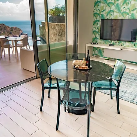Isola Bella Infinity شقة فندقية تاورمينا