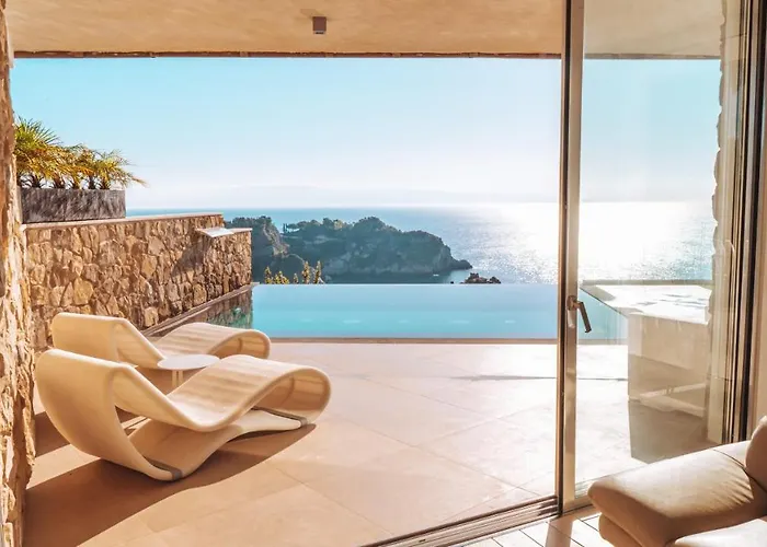 Isola Bella Infinity Taormina