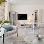 Apartmanhotel Isola Bella Infinity 4*