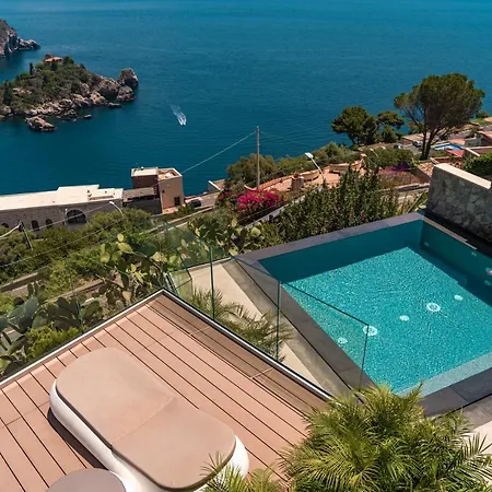 Isola Bella Infinity Aparthotel 2*