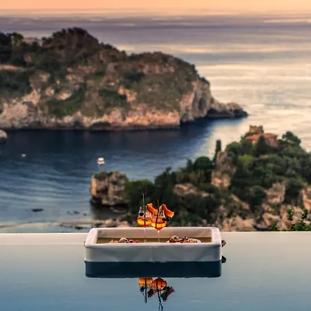 Isola Bella Infinity