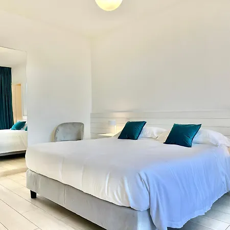 Aparthotel Isola Bella Infinity