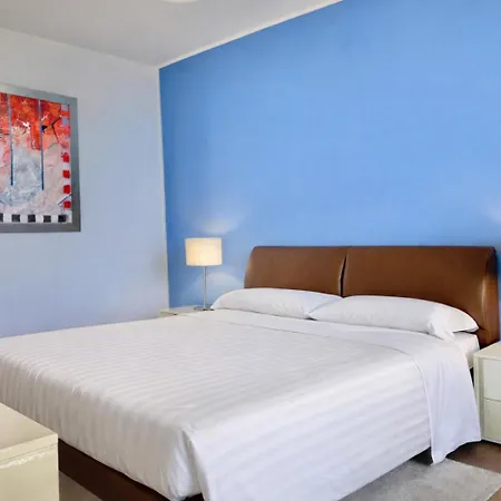 Isola Bella Infinity 아파트호텔 4*