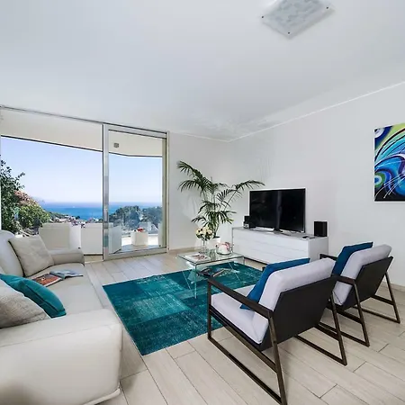 Apartmanhotel Isola Bella Infinity 4*